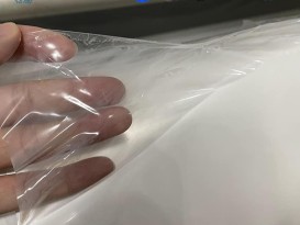 TPU熱熔膠膜服裝商標(biāo)雙面粘合高彈脂肪族氨酯離型膜廠家直供